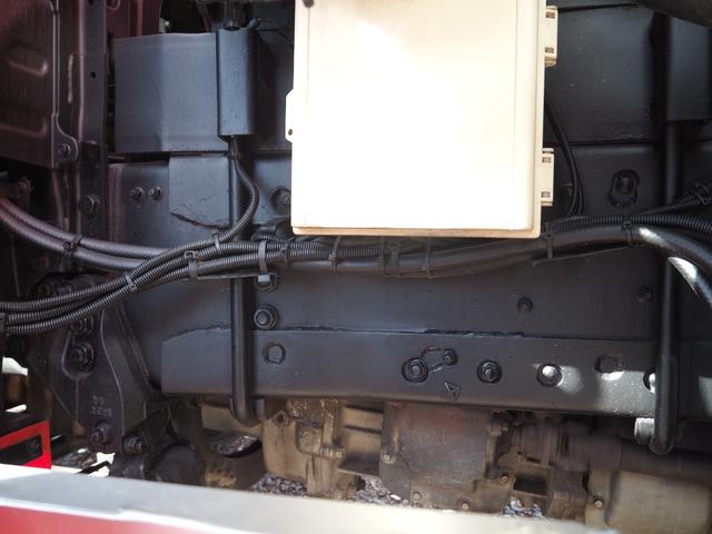 スーパーグレート 全塗装 3軸高床 2デフ 重機回送車 セルフクレーン 一組ボディ 古河ユニック 5段クレーン ハイジャッキ ラジコン 上物同年 ウインチ(ラジコン付) スロープハンガー ショートボディ 420馬力(51枚目)