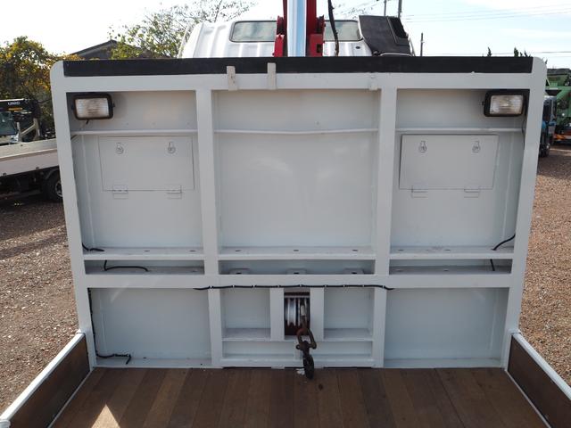 スーパーグレート 全塗装 3軸高床 2デフ 重機回送車 セルフクレーン 一組ボディ 古河ユニック 5段クレーン ハイジャッキ ラジコン 上物同年 ウインチ(ラジコン付) スロープハンガー ショートボディ 420馬力(57枚目)