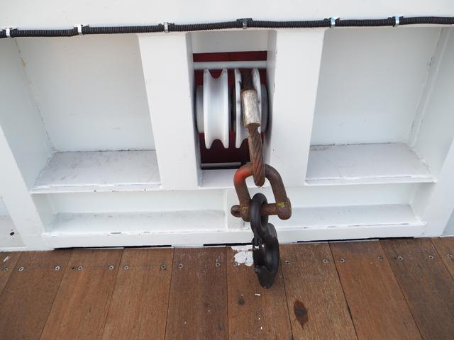 スーパーグレート 全塗装 3軸高床 2デフ 重機回送車 セルフクレーン 一組ボディ 古河ユニック 5段クレーン ハイジャッキ ラジコン 上物同年 ウインチ(ラジコン付) スロープハンガー ショートボディ 420馬力(58枚目)