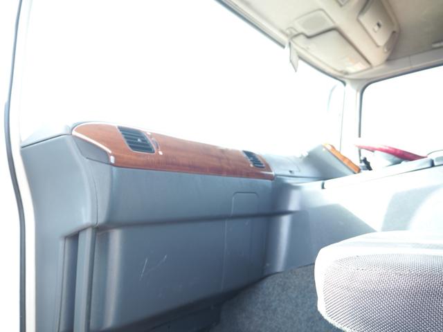 スーパーグレート 全塗装 3軸高床 2デフ 重機回送車 セルフクレーン 一組ボディ 古河ユニック 5段クレーン ハイジャッキ ラジコン 上物同年 ウインチ(ラジコン付) スロープハンガー ショートボディ 420馬力(71枚目)