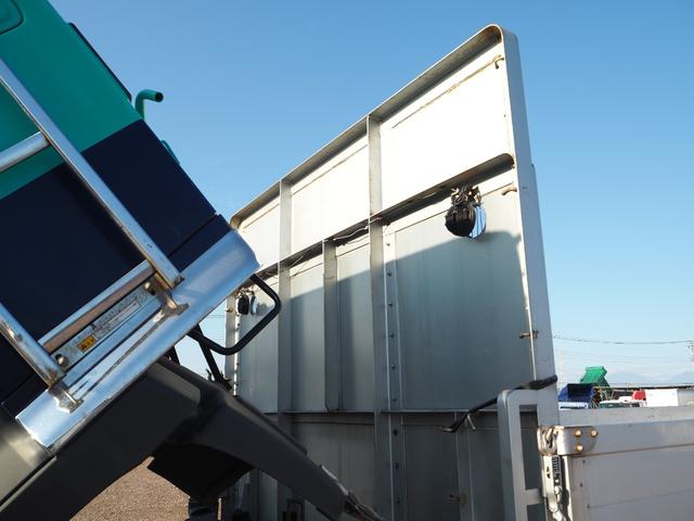 ヒノレンジャー 　ワイド幅　６２００ボディ／６．２ｍボディ　アルミブロック平ボディ　三方開　内フック（落とし込み式）　スタンション穴　リーフサス　ターボ２２５馬力　積載３．２５ｔ　６速ＭＴ　ベッド付き　坂道発進補助装置（35枚目）