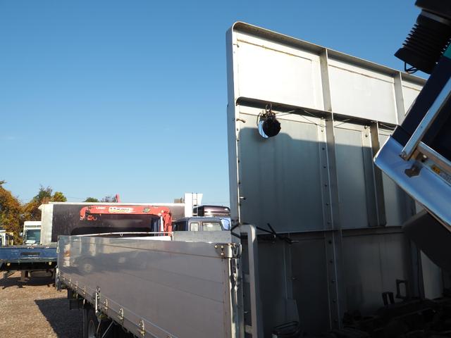 ヒノレンジャー 　ワイド幅　６２００ボディ／６．２ｍボディ　アルミブロック平ボディ　三方開　内フック（落とし込み式）　スタンション穴　リーフサス　ターボ２２５馬力　積載３．２５ｔ　６速ＭＴ　ベッド付き　坂道発進補助装置（36枚目）