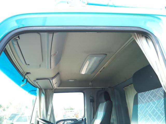 ヒノレンジャー 　ワイド幅　６２００ボディ／６．２ｍボディ　アルミブロック平ボディ　三方開　内フック（落とし込み式）　スタンション穴　リーフサス　ターボ２２５馬力　積載３．２５ｔ　６速ＭＴ　ベッド付き　坂道発進補助装置（42枚目）