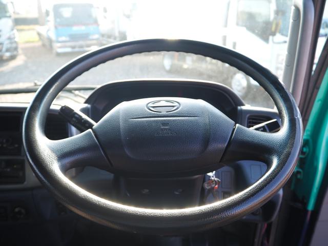 ヒノレンジャー 　ワイド幅　６２００ボディ／６．２ｍボディ　アルミブロック平ボディ　三方開　内フック（落とし込み式）　スタンション穴　リーフサス　ターボ２２５馬力　積載３．２５ｔ　６速ＭＴ　ベッド付き　坂道発進補助装置（55枚目）