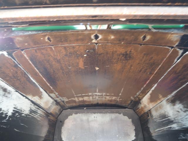 ファイター 　富士車輌製　パッカー車／塵芥車　ＰＬ４１０９　プレス式　容積１０立米　連続スイッチ　汚水タンク付　上物同年　リーフサス　ターボ２４０馬力　積載１．７ｔ　６速ＭＴ　ベッド付き　坂道発進補助装置（19枚目）