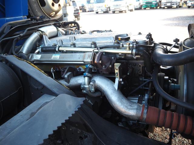 ファイター 　富士車輌製　パッカー車／塵芥車　ＰＬ４１０９　プレス式　容積１０立米　連続スイッチ　汚水タンク付　上物同年　リーフサス　ターボ２４０馬力　積載１．７ｔ　６速ＭＴ　ベッド付き　坂道発進補助装置（24枚目）