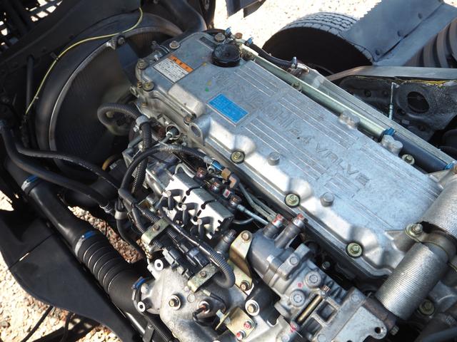 ファイター 　富士車輌製　パッカー車／塵芥車　ＰＬ４１０９　プレス式　容積１０立米　連続スイッチ　汚水タンク付　上物同年　リーフサス　ターボ２４０馬力　積載１．７ｔ　６速ＭＴ　ベッド付き　坂道発進補助装置（51枚目）