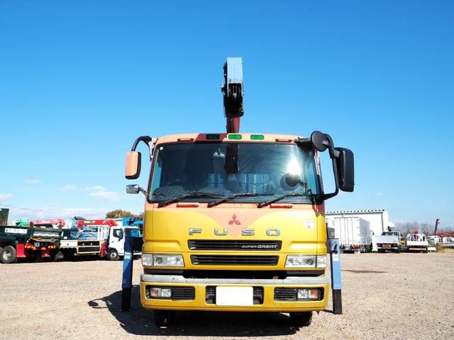 スーパーグレート 　４軸低床　２デフ　タダノ　ＴＭ－ＺＲ５０４　４段クレーン　角足　ラジコン付　上物同年　アルミブロック平ボディ　五方開　床鉄縞板張り　リアエアサス　ターボ３８０馬力　積載１２．３ｔ　７速ＭＴ　デフロック（8枚目）