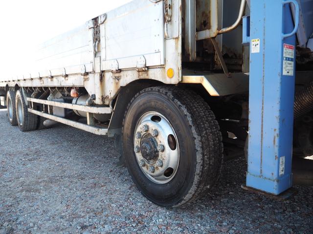 スーパーグレート 　４軸低床　２デフ　タダノ　ＴＭ－ＺＲ５０４　４段クレーン　角足　ラジコン付　上物同年　アルミブロック平ボディ　五方開　床鉄縞板張り　リアエアサス　ターボ３８０馬力　積載１２．３ｔ　７速ＭＴ　デフロック（28枚目）