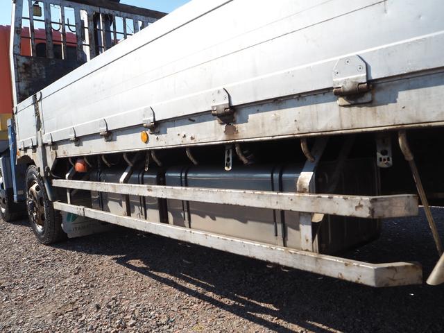 スーパーグレート 　４軸低床　２デフ　タダノ　ＴＭ－ＺＲ５０４　４段クレーン　角足　ラジコン付　上物同年　アルミブロック平ボディ　五方開　床鉄縞板張り　リアエアサス　ターボ３８０馬力　積載１２．３ｔ　７速ＭＴ　デフロック（45枚目）