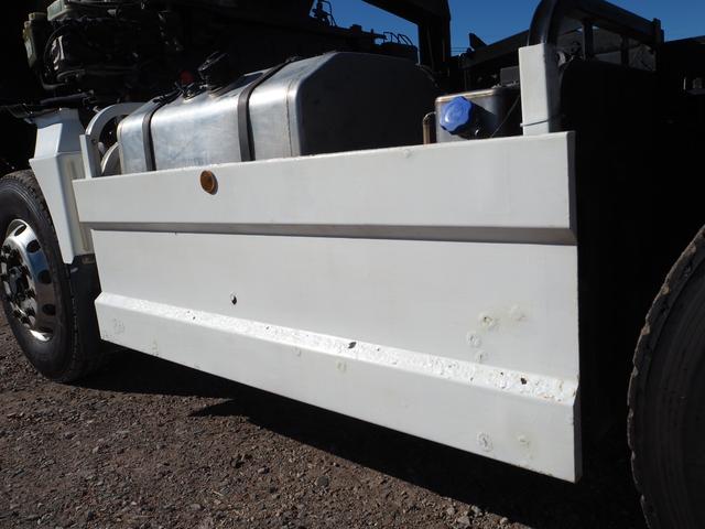 スーパーグレート 　２デフ　小平製　ＤＭ１７－１０　大型ダンプ　電動コボレーン　リーフサス　ターボ３８０馬力　積載８．１ｔ　７速ＭＴ　ベッド付　アルミホイール（前輪のみ）　デフロック　坂道発進補助装置　ＥＴＣ　ＨＩＤ（58枚目）