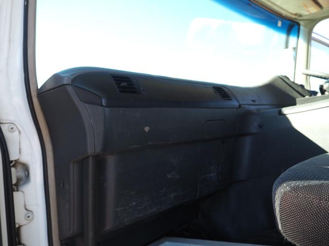 スーパーグレート 　２デフ　小平製　ＤＭ１７－１０　大型ダンプ　電動コボレーン　リーフサス　ターボ３８０馬力　積載８．１ｔ　７速ＭＴ　ベッド付　アルミホイール（前輪のみ）　デフロック　坂道発進補助装置　ＥＴＣ　ＨＩＤ（72枚目）