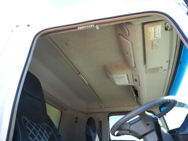 スーパーグレート 　２デフ　小平製　ＤＭ１７－１０　大型ダンプ　電動コボレーン　リーフサス　ターボ３８０馬力　積載８．１ｔ　７速ＭＴ　ベッド付　アルミホイール（前輪のみ）　デフロック　坂道発進補助装置　ＥＴＣ　ＨＩＤ（74枚目）