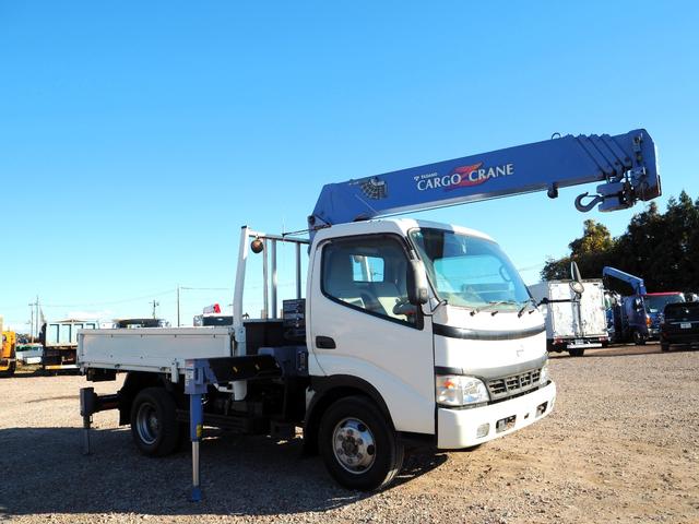 デュトロ 　ワイド幅　ショートボディ／セミロングボディ　タダノ　ＴＭ－ＺＲ２９５　５段クレーン　フックイン　差し違いアウトリガー　リアアウトリガー　２．９３ｔ吊　ラジコン　上物同年　平ボディ　生エンジン　積載３ｔ（7枚目）