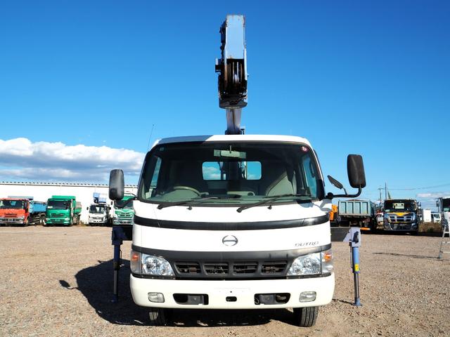 デュトロ 　ワイド幅　ショートボディ／セミロングボディ　タダノ　ＴＭ－ＺＲ２９５　５段クレーン　フックイン　差し違いアウトリガー　リアアウトリガー　２．９３ｔ吊　ラジコン　上物同年　平ボディ　生エンジン　積載３ｔ（8枚目）