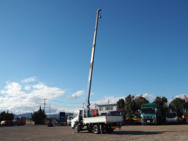 デュトロ 　ワイド幅　ショートボディ／セミロングボディ　タダノ　ＴＭ－ＺＲ２９５　５段クレーン　フックイン　差し違いアウトリガー　リアアウトリガー　２．９３ｔ吊　ラジコン　上物同年　平ボディ　生エンジン　積載３ｔ（18枚目）