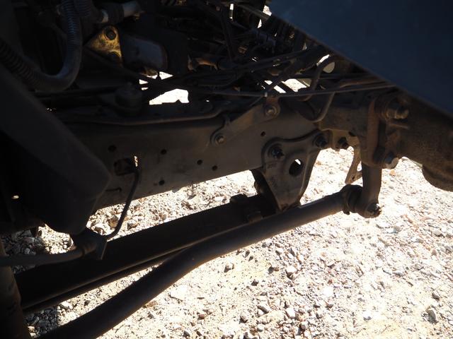 デュトロ 　ワイド幅　ショートボディ／セミロングボディ　タダノ　ＴＭ－ＺＲ２９５　５段クレーン　フックイン　差し違いアウトリガー　リアアウトリガー　２．９３ｔ吊　ラジコン　上物同年　平ボディ　生エンジン　積載３ｔ（39枚目）