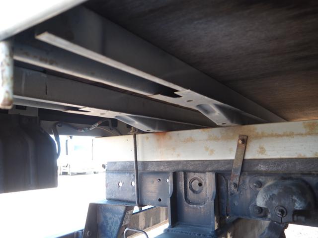 デュトロ 　ワイド幅　ショートボディ／セミロングボディ　タダノ　ＴＭ－ＺＲ２９５　５段クレーン　フックイン　差し違いアウトリガー　リアアウトリガー　２．９３ｔ吊　ラジコン　上物同年　平ボディ　生エンジン　積載３ｔ（47枚目）