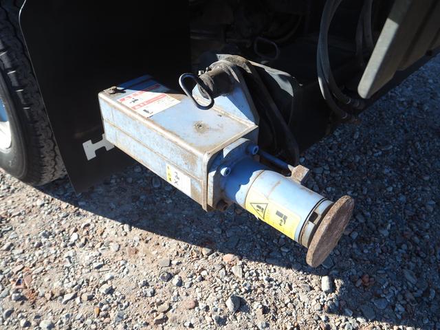 デュトロ 　ワイド幅　ショートボディ／セミロングボディ　タダノ　ＴＭ－ＺＲ２９５　５段クレーン　フックイン　差し違いアウトリガー　リアアウトリガー　２．９３ｔ吊　ラジコン　上物同年　平ボディ　生エンジン　積載３ｔ（49枚目）