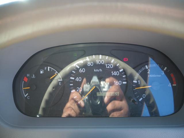 デュトロ 　ワイド幅　ショートボディ／セミロングボディ　タダノ　ＴＭ－ＺＲ２９５　５段クレーン　フックイン　差し違いアウトリガー　リアアウトリガー　２．９３ｔ吊　ラジコン　上物同年　平ボディ　生エンジン　積載３ｔ（70枚目）