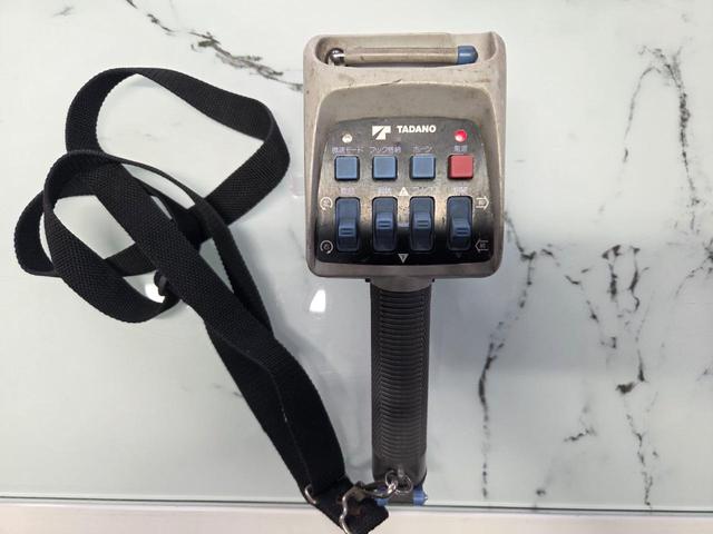 デュトロ 　ワイド幅　ショートボディ／セミロングボディ　タダノ　ＴＭ－ＺＲ２９５　５段クレーン　フックイン　差し違いアウトリガー　リアアウトリガー　２．９３ｔ吊　ラジコン　上物同年　平ボディ　生エンジン　積載３ｔ（73枚目）