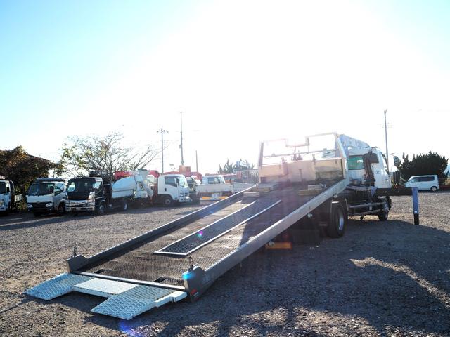 ファイター 　車載車／車両運搬車／キャリアカー　クレーン付セーフティーローダー　タダノ　３段クレーン　角足　差し違いアウトリガー　ラジコン　スライドボディ　油圧リアゲート　ウインチ　ラジコン　生エンジン　積載２ｔ（5枚目）