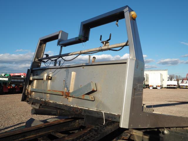 ファイター 　車載車／車両運搬車／キャリアカー　クレーン付セーフティーローダー　タダノ　３段クレーン　角足　差し違いアウトリガー　ラジコン　スライドボディ　油圧リアゲート　ウインチ　ラジコン　生エンジン　積載２ｔ（23枚目）