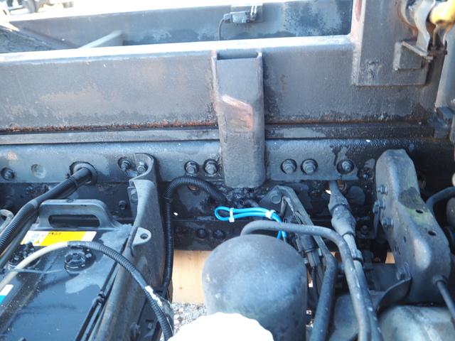 ファイター 　車載車／車両運搬車／キャリアカー　クレーン付セーフティーローダー　タダノ　３段クレーン　角足　差し違いアウトリガー　ラジコン　スライドボディ　油圧リアゲート　ウインチ　ラジコン　生エンジン　積載２ｔ（25枚目）