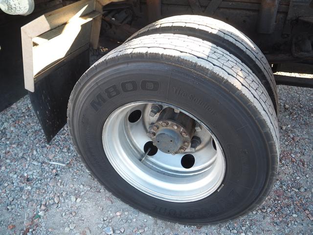 ファイター 　車載車／車両運搬車／キャリアカー　クレーン付セーフティーローダー　タダノ　３段クレーン　角足　差し違いアウトリガー　ラジコン　スライドボディ　油圧リアゲート　ウインチ　ラジコン　生エンジン　積載２ｔ（33枚目）