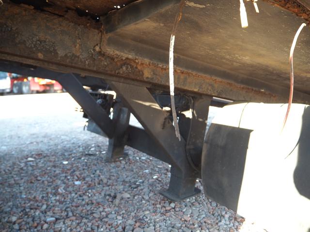 ファイター 　車載車／車両運搬車／キャリアカー　クレーン付セーフティーローダー　タダノ　３段クレーン　角足　差し違いアウトリガー　ラジコン　スライドボディ　油圧リアゲート　ウインチ　ラジコン　生エンジン　積載２ｔ（44枚目）