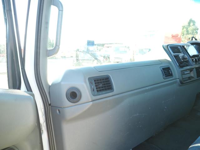 ファイター 　車載車／車両運搬車／キャリアカー　クレーン付セーフティーローダー　タダノ　３段クレーン　角足　差し違いアウトリガー　ラジコン　スライドボディ　油圧リアゲート　ウインチ　ラジコン　生エンジン　積載２ｔ（69枚目）