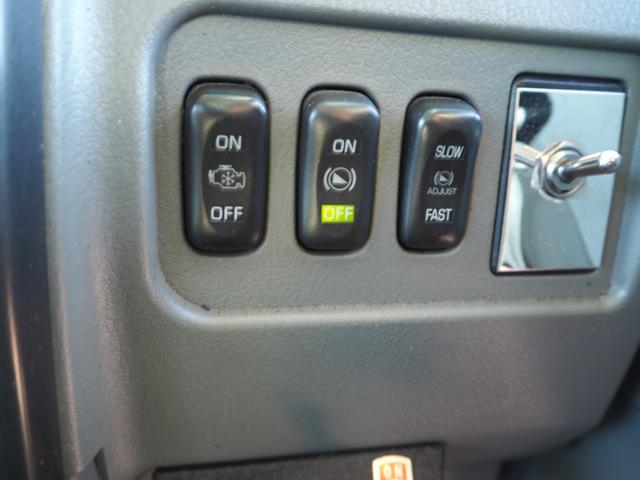 ファイター 　車載車／車両運搬車／キャリアカー　クレーン付セーフティーローダー　タダノ　３段クレーン　角足　差し違いアウトリガー　ラジコン　スライドボディ　油圧リアゲート　ウインチ　ラジコン　生エンジン　積載２ｔ（74枚目）