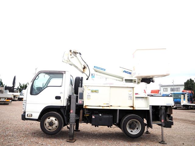 エルフトラック 　４ＷＤ　パートタイム式四駆　アイチ製　ＳＢ１０Ａ　高所作業車　作業床高さ９．７ｍ　上物同年　直下型アウトリガー　旋回自動停止　ＦＲＰ製バケット荷重２００ｋｇ　干渉防止装置　ターボ１５０馬力　５速ＭＴ（2枚目）