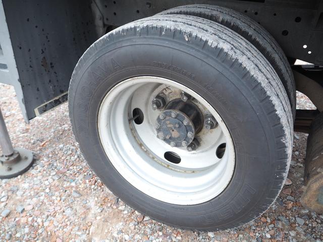 エルフトラック 　４ＷＤ　パートタイム式四駆　アイチ製　ＳＢ１０Ａ　高所作業車　作業床高さ９．７ｍ　上物同年　直下型アウトリガー　旋回自動停止　ＦＲＰ製バケット荷重２００ｋｇ　干渉防止装置　ターボ１５０馬力　５速ＭＴ（39枚目）