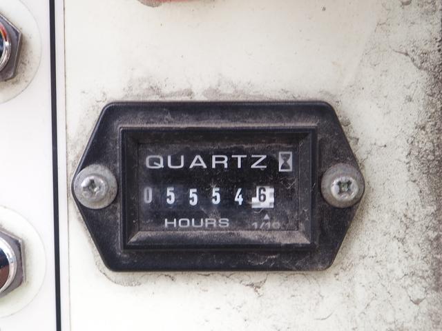 エルフトラック 　４ＷＤ　パートタイム式四駆　アイチ製　ＳＢ１０Ａ　高所作業車　作業床高さ９．７ｍ　上物同年　直下型アウトリガー　旋回自動停止　ＦＲＰ製バケット荷重２００ｋｇ　干渉防止装置　ターボ１５０馬力　５速ＭＴ（46枚目）