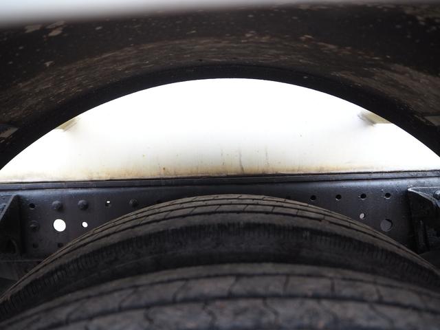 キャンター 　ワイド幅　酒井重工業製　ＳＴ４ＭＢ－１　散水車　容量４０００Ｌ　前方圧力散水　後方重力散水　吸入ホース　排水ホース（２０１７年６月製：同年）　ターボ１５０馬力　積載４ｔ　５速ＭＴ　ＥＴＣ（20枚目）