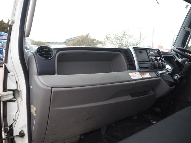 キャンター 　ワイド幅　酒井重工業製　ＳＴ４ＭＢ－１　散水車　容量４０００Ｌ　前方圧力散水　後方重力散水　吸入ホース　排水ホース（２０１７年６月製：同年）　ターボ１５０馬力　積載４ｔ　５速ＭＴ　ＥＴＣ（43枚目）