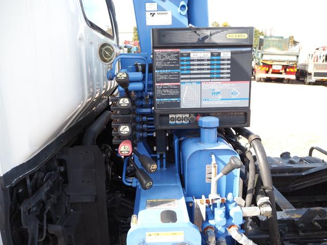 エルフトラック 　ワイド超々ロング　車載車　クレーン付セーフティーローダー　タダノ　３段クレーン　２．９３ｔ吊　ラジコン　車載専用車　スライドボディ　油圧リアゲート　ウインチ　ラジコン　ターボ１５０馬力　積載２．６５ｔ（15枚目）