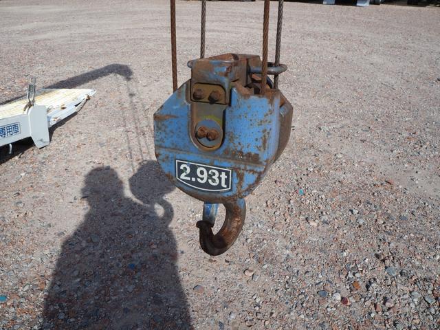 エルフトラック 　ワイド超々ロング　車載車　クレーン付セーフティーローダー　タダノ　３段クレーン　２．９３ｔ吊　ラジコン　車載専用車　スライドボディ　油圧リアゲート　ウインチ　ラジコン　ターボ１５０馬力　積載２．６５ｔ（21枚目）