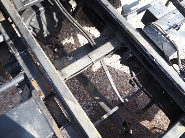 エルフトラック 　ワイド超々ロング　車載車　クレーン付セーフティーローダー　タダノ　３段クレーン　２．９３ｔ吊　ラジコン　車載専用車　スライドボディ　油圧リアゲート　ウインチ　ラジコン　ターボ１５０馬力　積載２．６５ｔ（34枚目）