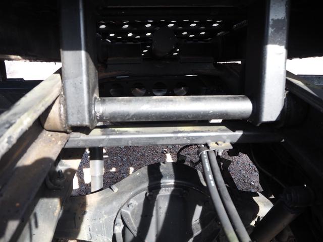 エルフトラック 　ワイド超々ロング　車載車　クレーン付セーフティーローダー　タダノ　３段クレーン　２．９３ｔ吊　ラジコン　車載専用車　スライドボディ　油圧リアゲート　ウインチ　ラジコン　ターボ１５０馬力　積載２．６５ｔ（36枚目）