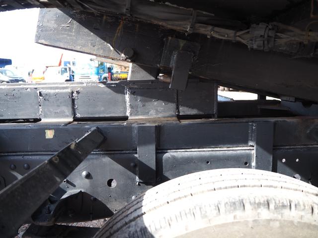 エルフトラック 　ワイド超々ロング　車載車　クレーン付セーフティーローダー　タダノ　３段クレーン　２．９３ｔ吊　ラジコン　車載専用車　スライドボディ　油圧リアゲート　ウインチ　ラジコン　ターボ１５０馬力　積載２．６５ｔ（52枚目）