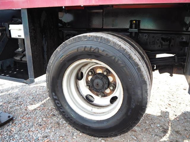 デュトロ アイチ製 スカイマスター 12m高所作業車 SB12A 作業床地上高12.0m 上物同年 ブーム自動格納装置 直下型アウトリガー アワメーター4645hr ターボ150馬力 積載150kg 5速MT(34枚目)