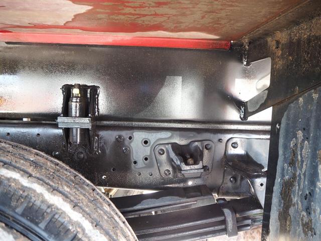 デュトロ アイチ製 スカイマスター 12m高所作業車 SB12A 作業床地上高12.0m 上物同年 ブーム自動格納装置 直下型アウトリガー アワメーター4645hr ターボ150馬力 積載150kg 5速MT(36枚目)