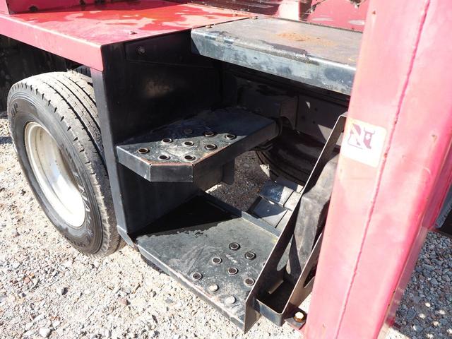 デュトロ アイチ製 スカイマスター 12m高所作業車 SB12A 作業床地上高12.0m 上物同年 ブーム自動格納装置 直下型アウトリガー アワメーター4645hr ターボ150馬力 積載150kg 5速MT(45枚目)