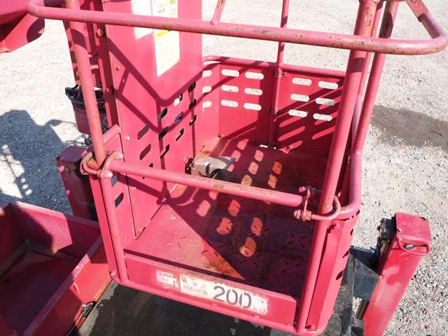 デュトロ アイチ製 スカイマスター 12m高所作業車 SB12A 作業床地上高12.0m 上物同年 ブーム自動格納装置 直下型アウトリガー アワメーター4645hr ターボ150馬力 積載150kg 5速MT(56枚目)