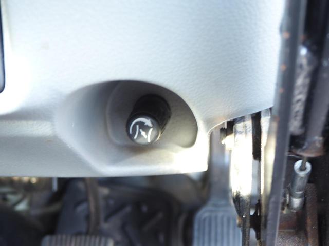 デュトロ アイチ製 スカイマスター 12m高所作業車 SB12A 作業床地上高12.0m 上物同年 ブーム自動格納装置 直下型アウトリガー アワメーター4645hr ターボ150馬力 積載150kg 5速MT(69枚目)