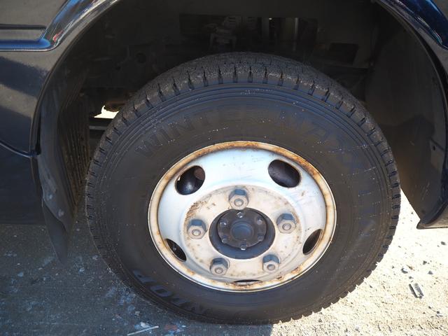 ローザ 　４ＷＤ　フルタイム式四駆　マイクロバス　２９人乗り　自動スイング扉　電動補助ステップ／オートステップ　リアトランク　プレヒーター　リアヒーター　運転席パワーウィンドウ　ターボ１５０馬力　ＤＵＯＮＩＣ（9枚目）