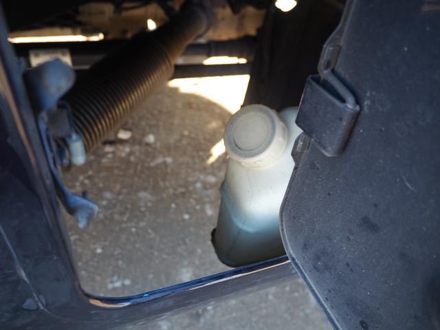 ローザ 　４ＷＤ　フルタイム式四駆　マイクロバス　２９人乗り　自動スイング扉　電動補助ステップ／オートステップ　リアトランク　プレヒーター　リアヒーター　運転席パワーウィンドウ　ターボ１５０馬力　ＤＵＯＮＩＣ（12枚目）