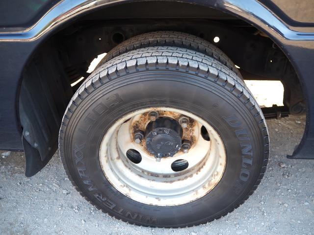 ローザ 　４ＷＤ　フルタイム式四駆　マイクロバス　２９人乗り　自動スイング扉　電動補助ステップ／オートステップ　リアトランク　プレヒーター　リアヒーター　運転席パワーウィンドウ　ターボ１５０馬力　ＤＵＯＮＩＣ（15枚目）